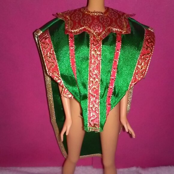 Barbie Doll Thai Fashion Top & Crown dotw 90s - Picture 2 of 6